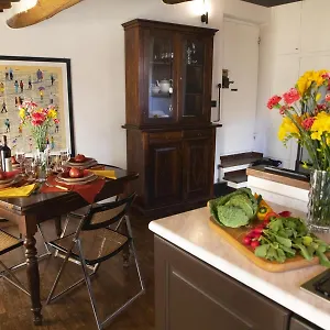 La Mansardina Beccheria 1 Double Bedroom, 1 Sofa Bed , Lucca Italy